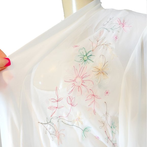 💕 New Vintage White Floral Embroidered Linea Donatella Slip Chemise & Robe Set - Picture 11 of 15